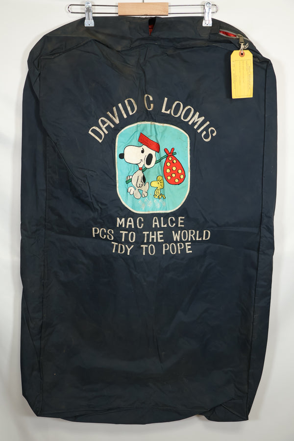 Estimated 1960s USAF Snoopy motif suit bag, privately procured, used.