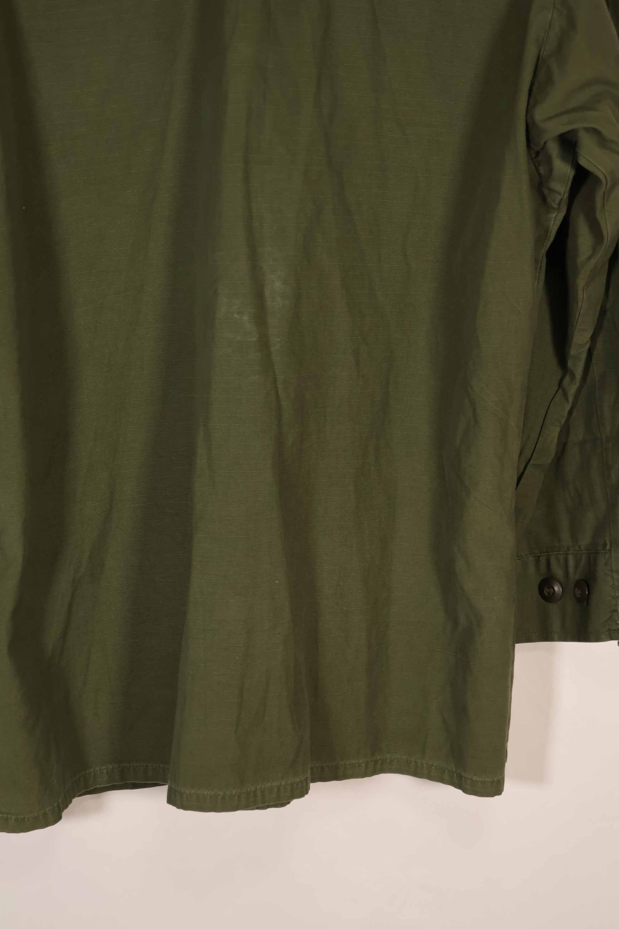 Real 1970 4th Model Jungle Fatigue Jacket M-R with insignia, used.