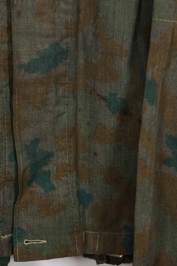 1962 East German Army NVA M58 Flächentarn sniper smock in Bluementarn camo, almost unused.