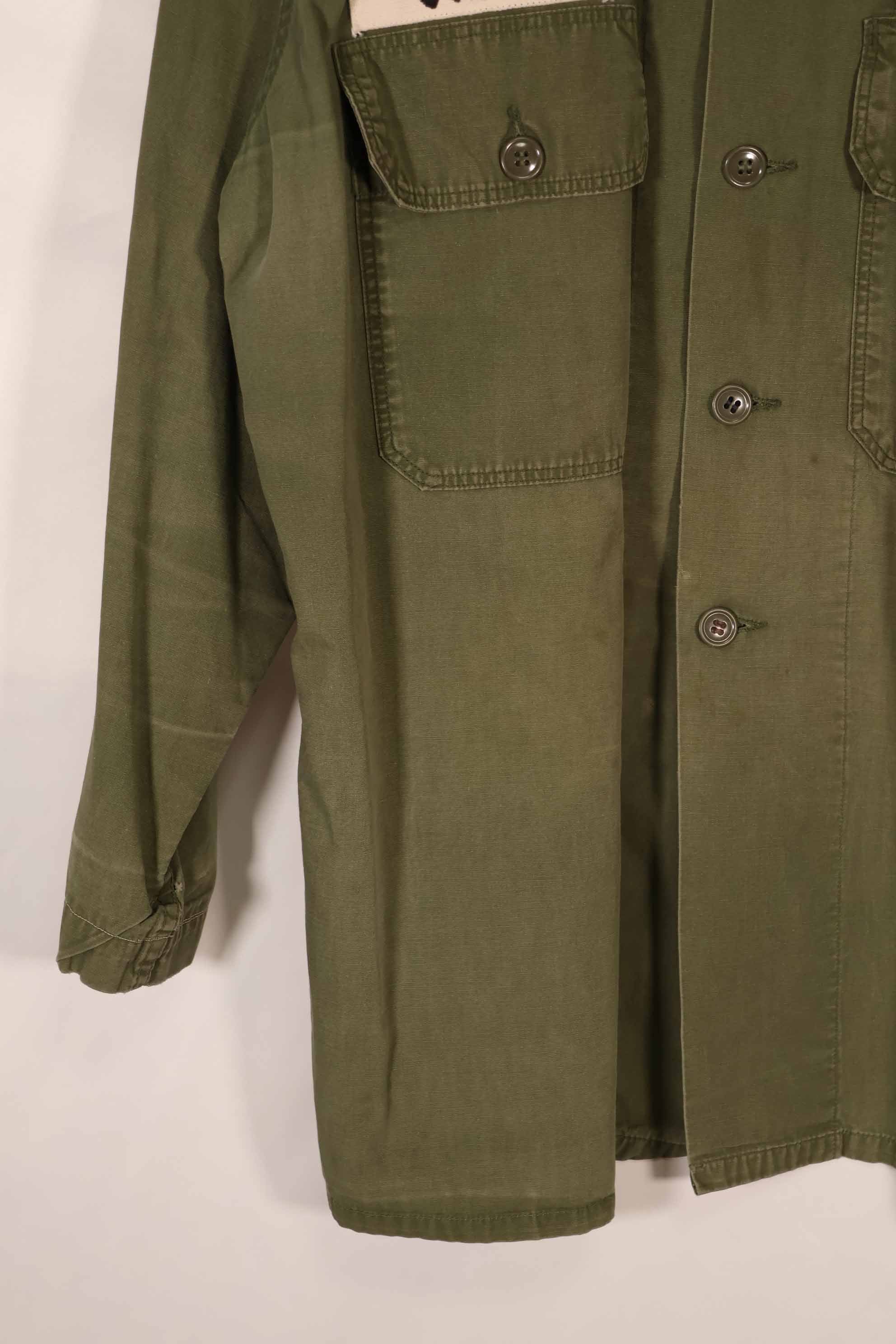 Real Poplin OG-107 utility shirt with retrofitted MACV patch X-Large used