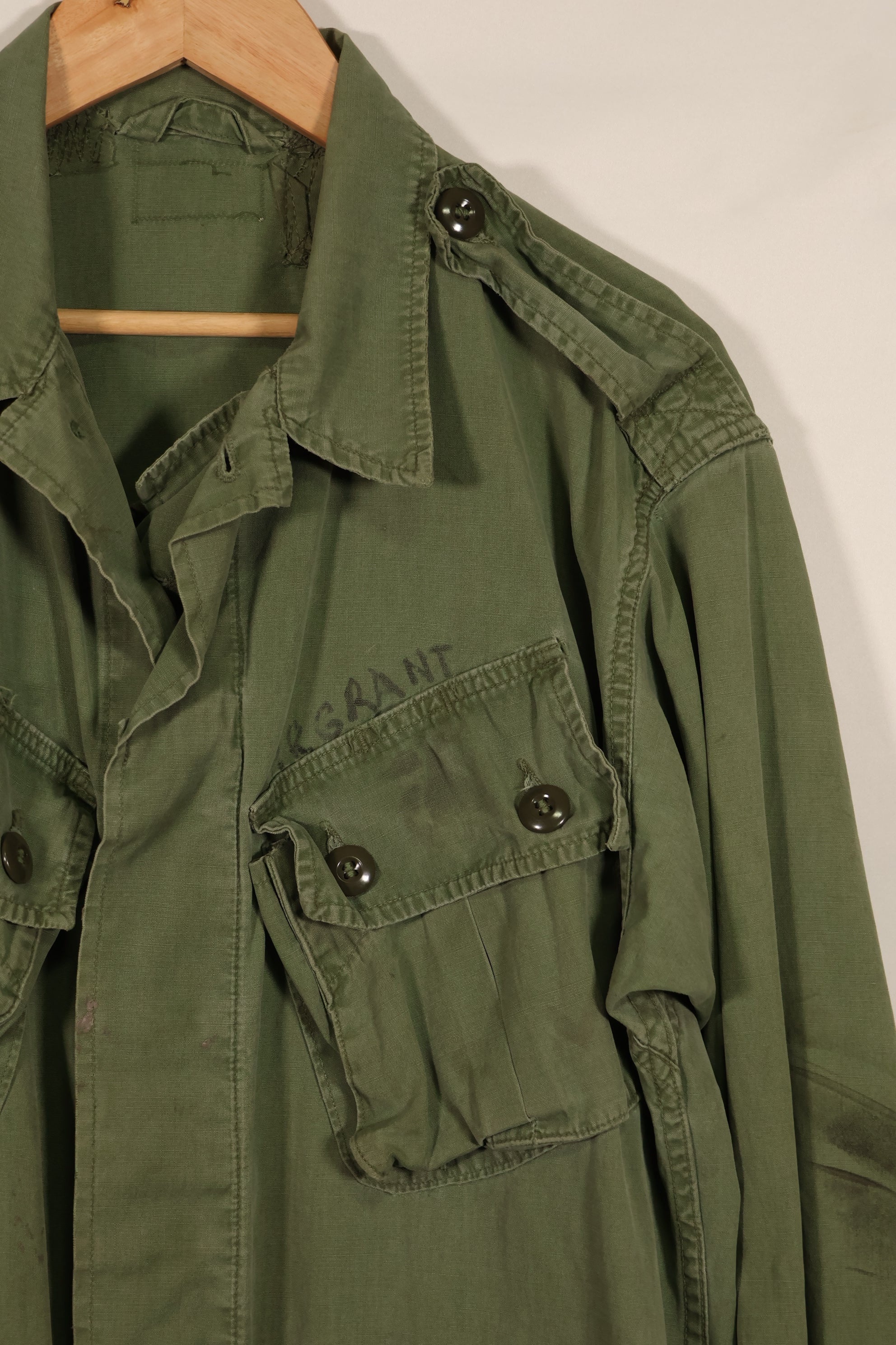 Real 1963-64 1st Model Jungle Fatigue Jacket USMC Used