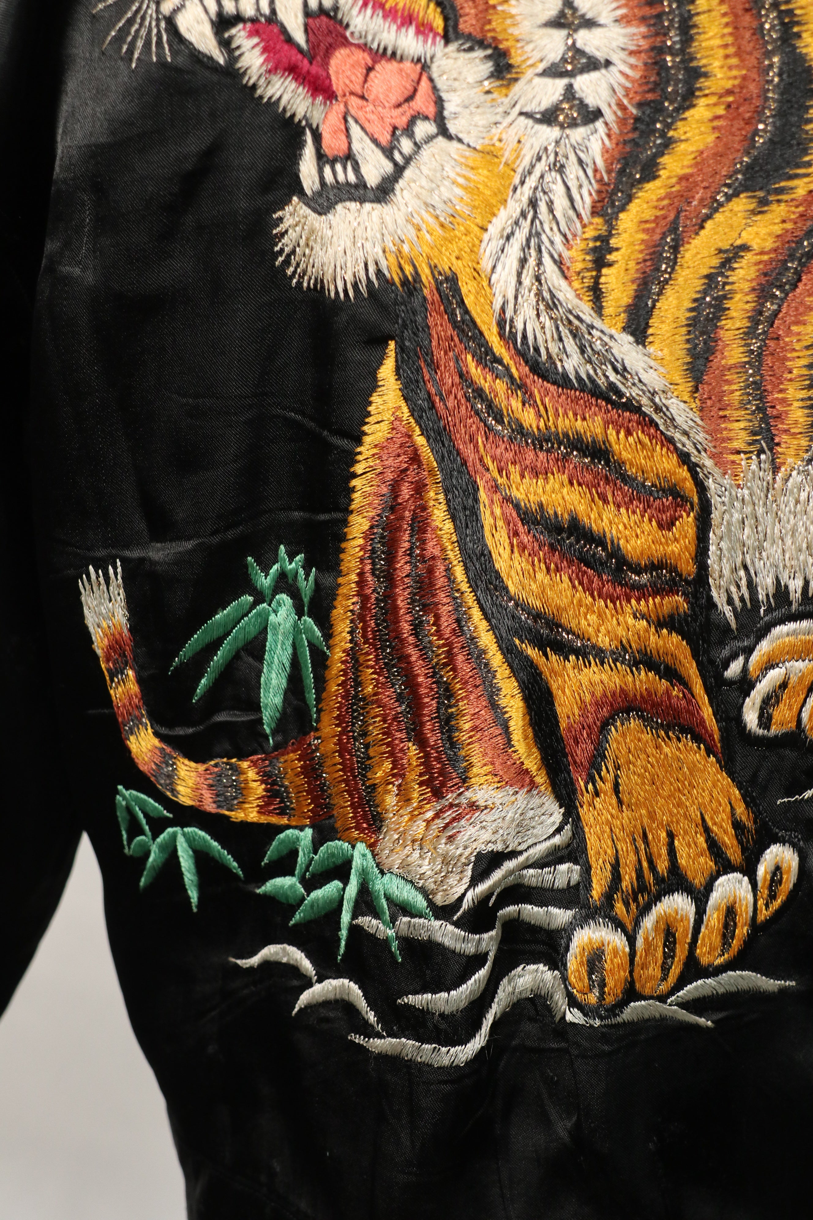 Estimated late 1940s-early 1950s early Japan Jacket, tiger embroidery, small scratches.