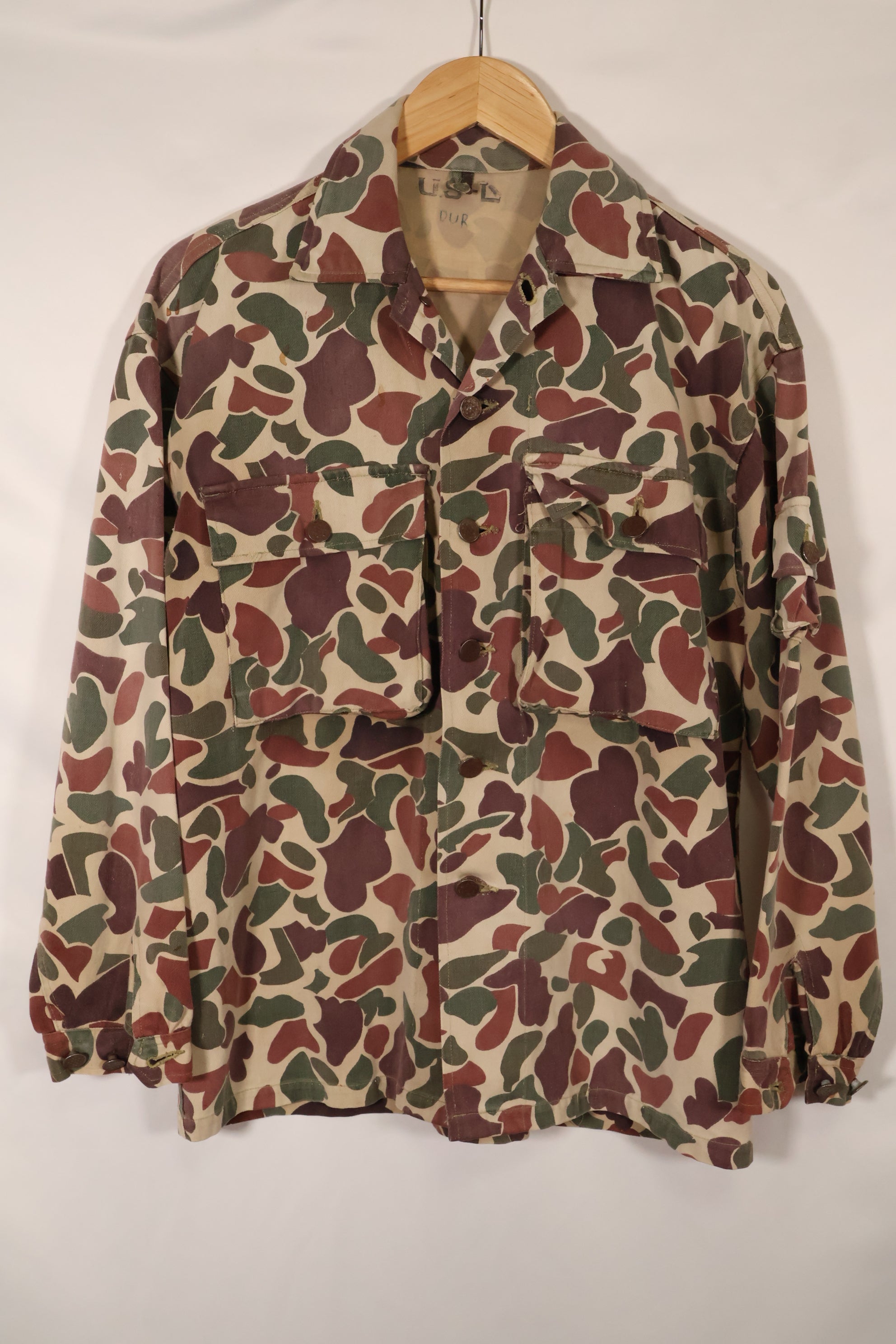 Early to mid 1960s CIDG Beogam camouflage, advisor cut, US-L, faded, used.