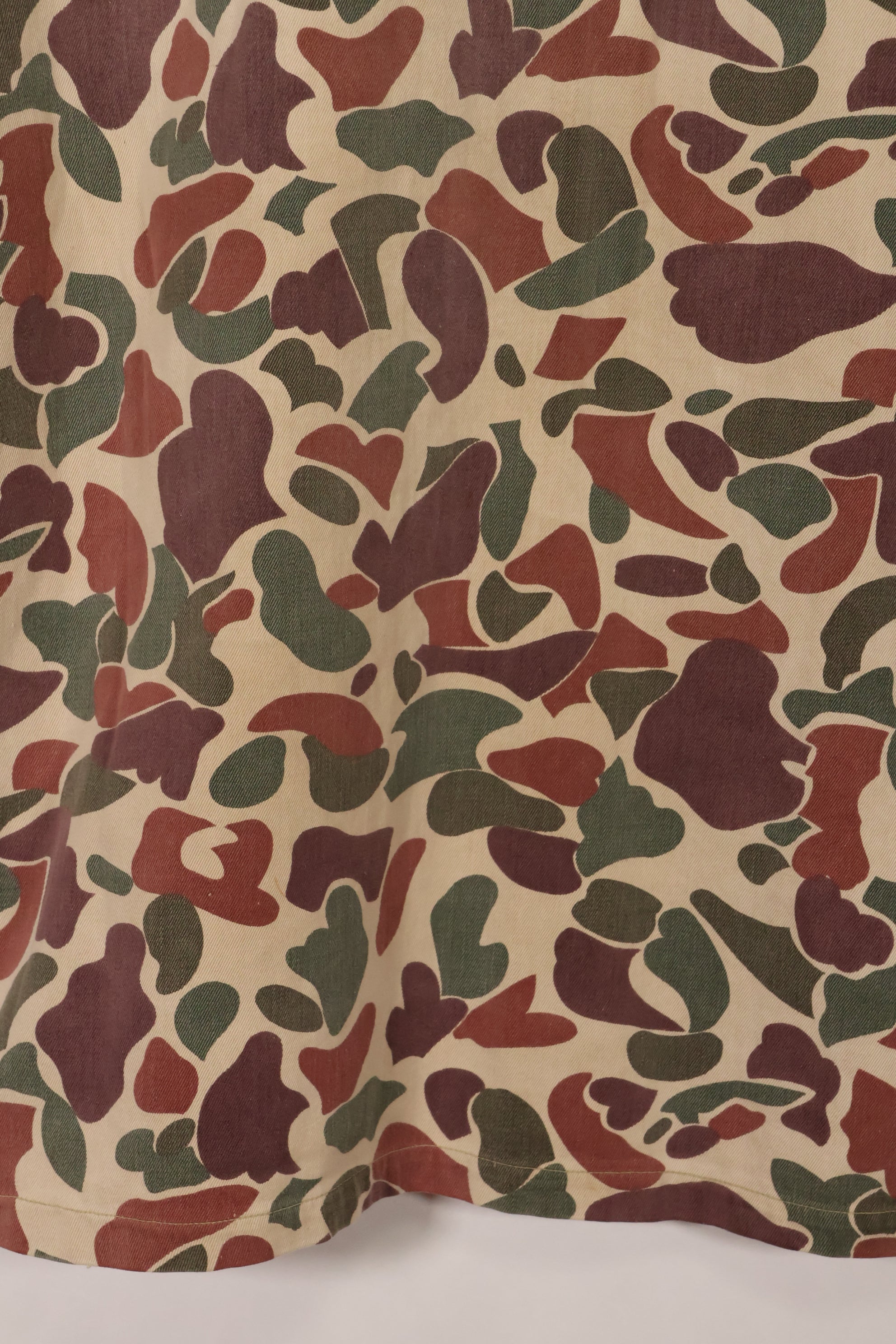 Early to mid 1960s CIDG Beogam camouflage, advisor cut, US-L, faded, used.