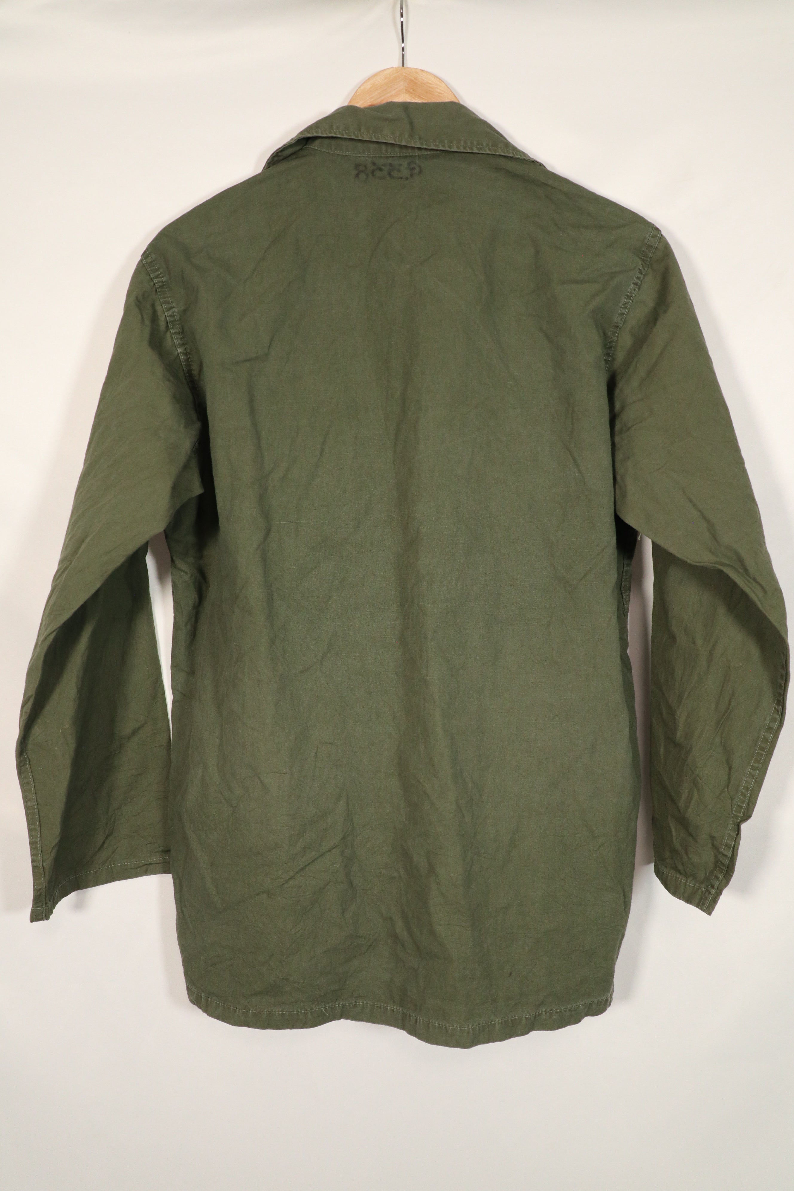 Real U.S. Army OG-107 PX utility shirt made by Poplin, used, patch retrofitted.