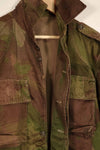 Real 1961 ARVN Windproof camouflage shirt, light fabric, missing buttons, rare.