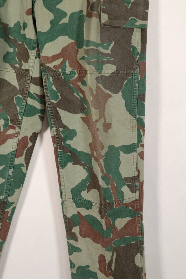 Real Japan Ground Self-Defense Force 1980's Kumazasa camouflage pants, used, scratches.