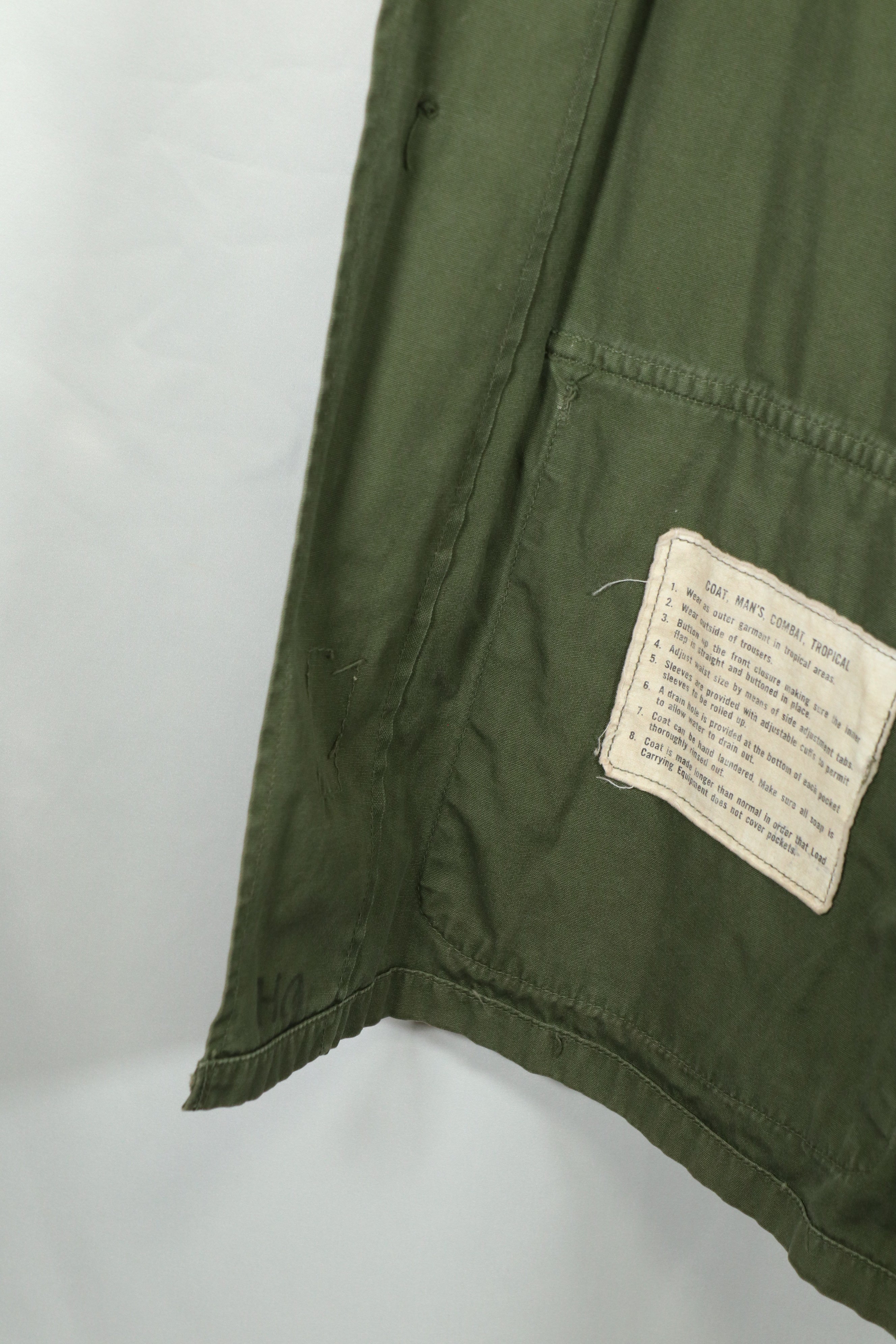 Real 2nd Model Jungle Fatigue Jacket SMALL-REGULAR with USAF patch, retrofitted.