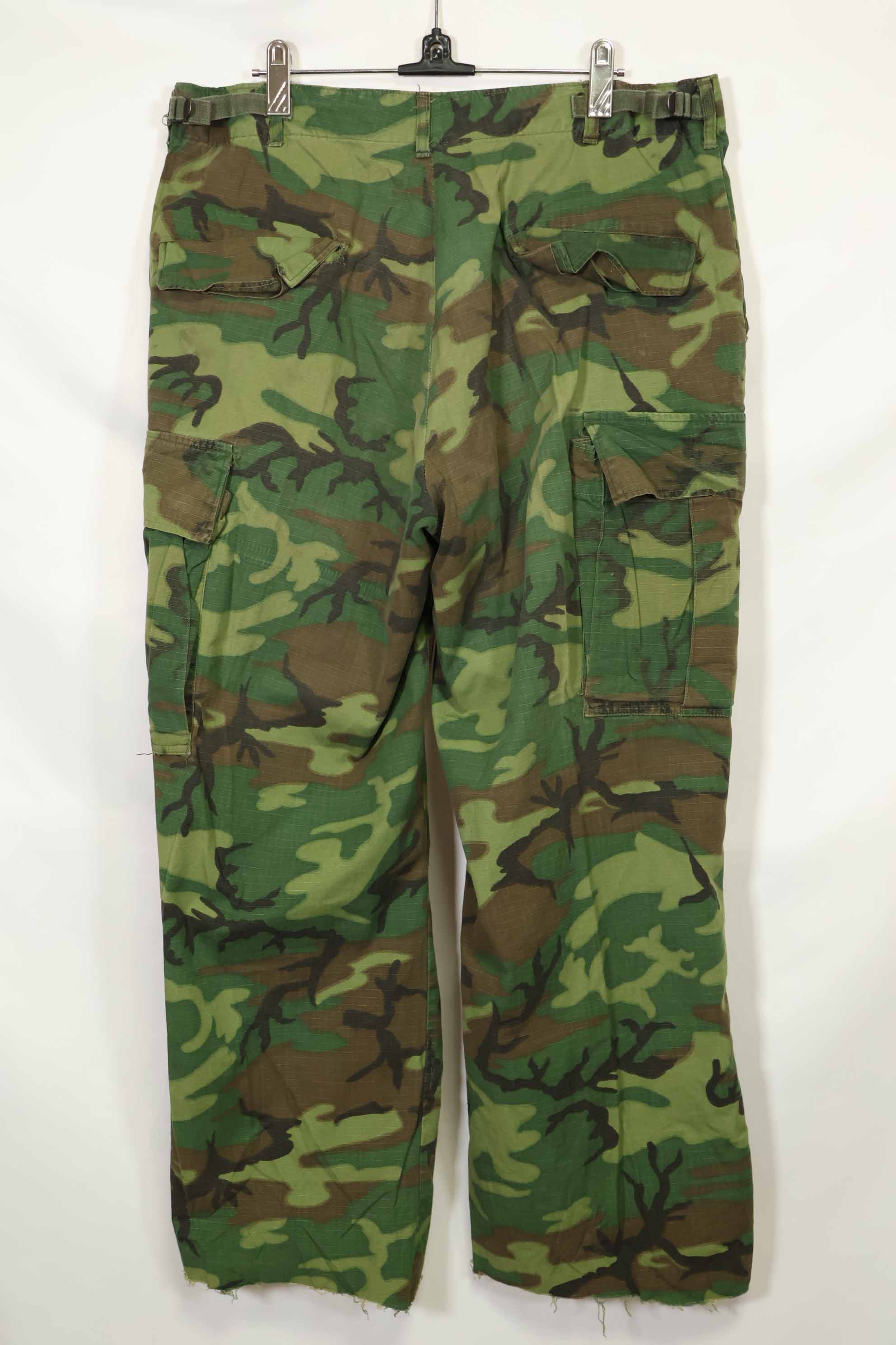 1968 Contract Ripstop Fabric US Army ERDL Camouflage Fatigue Pants M-L Used