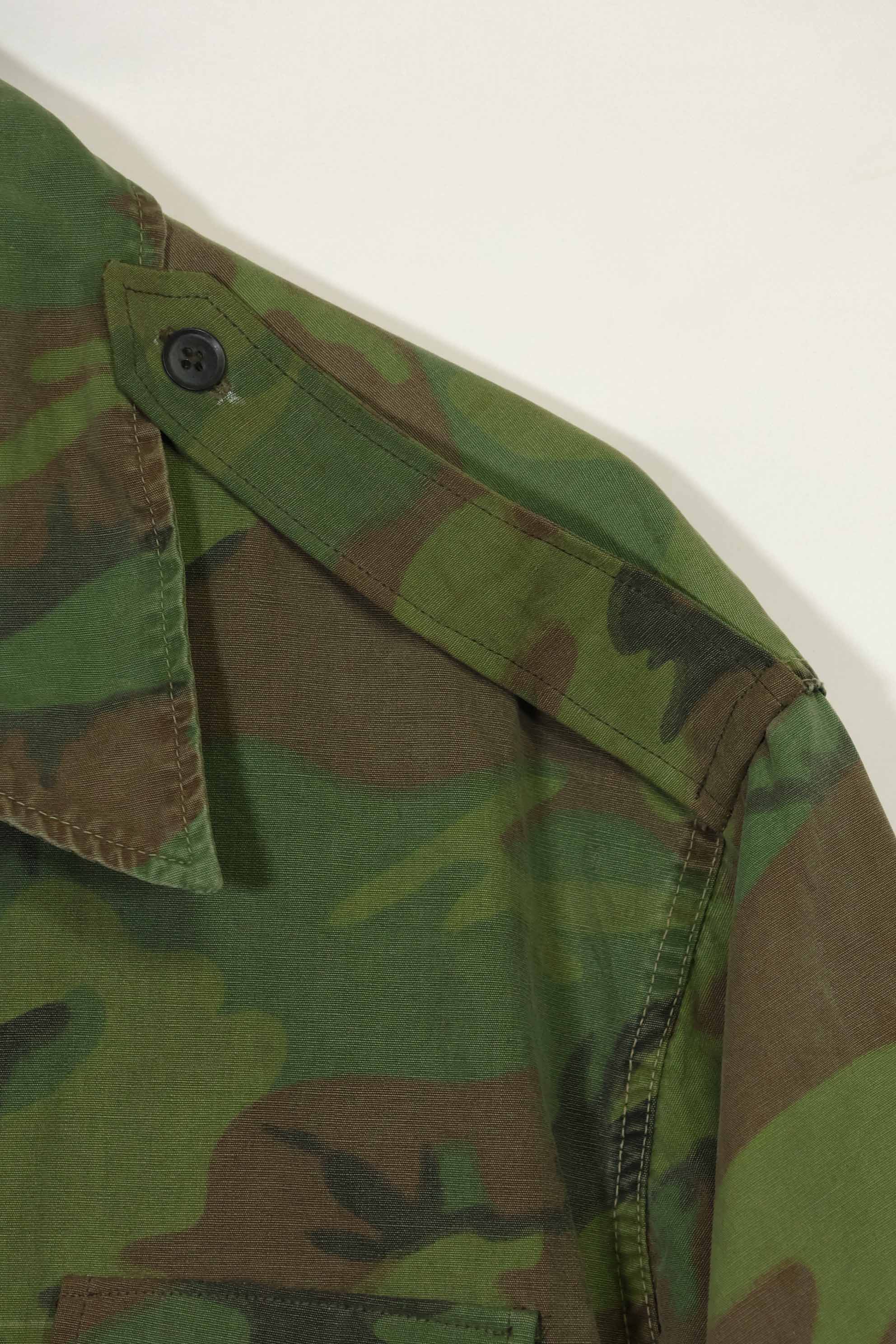 1960s-70s light fabric hunting shirt invisible leaf camouflage short sleeve custom used B