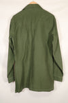 Real 1968 OG-107 Utility Shirt with Green Beret Okinawa made SSI, used.