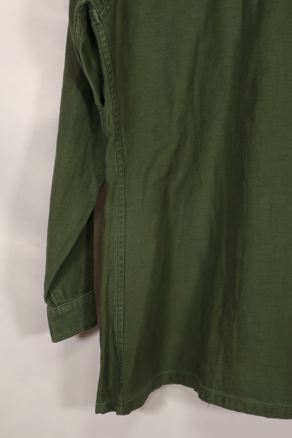 Real 1968 OG-107 Utility Shirt with Green Beret Okinawa made SSI, used.