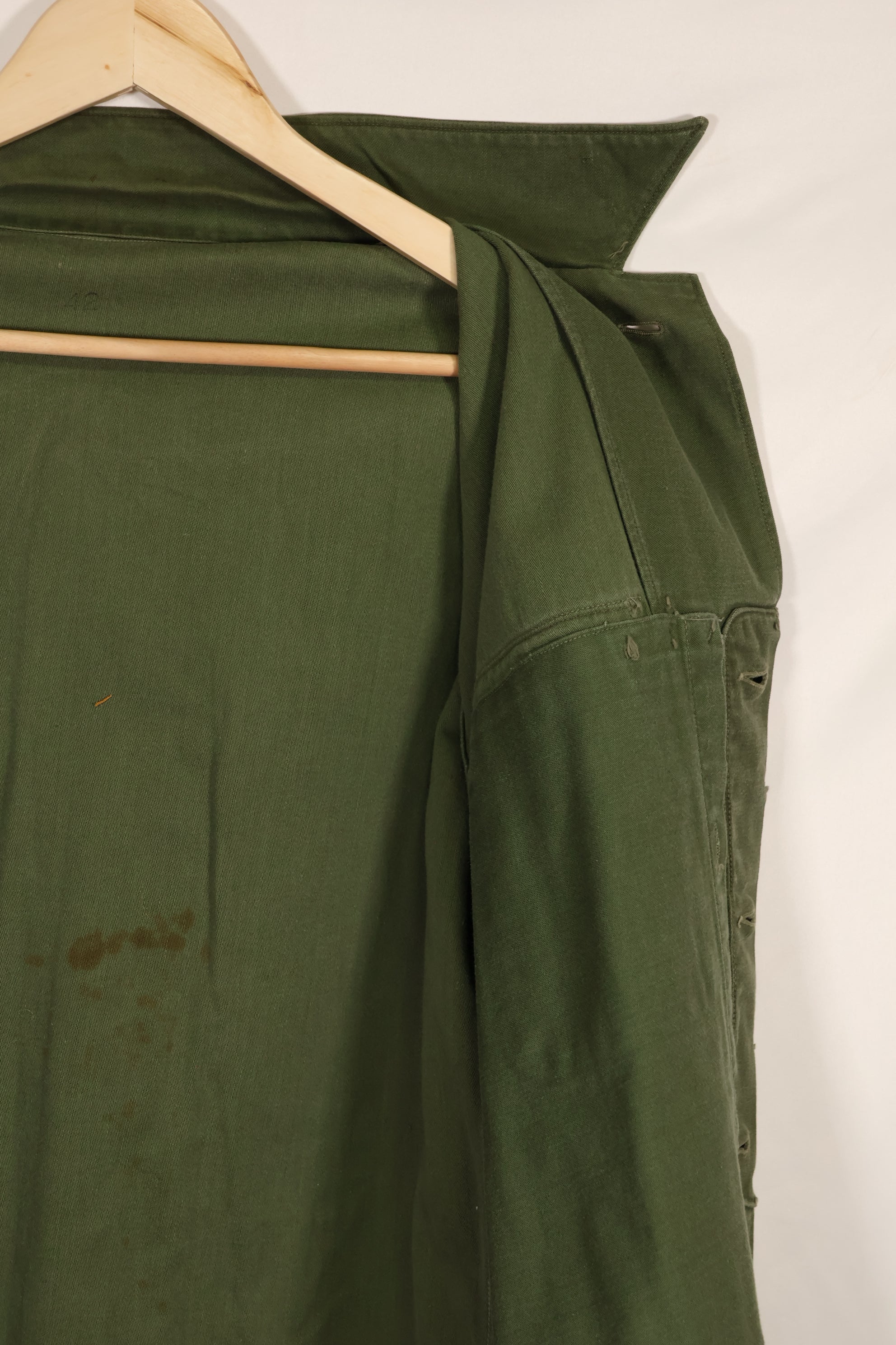 Real 1950's USMC P56 OG-107 Utility Shirt, used.