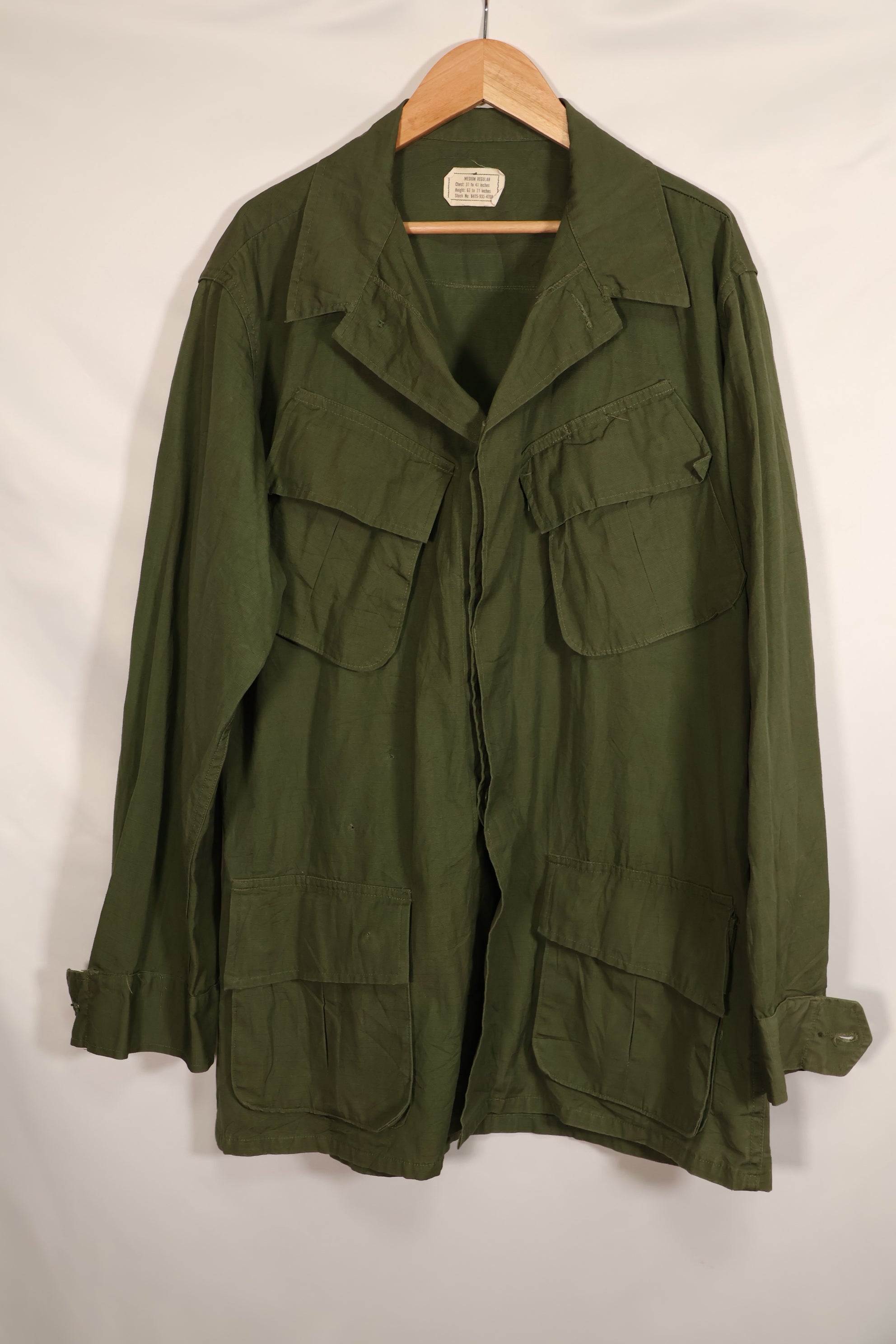 Real 1969 4th Model Jungle Fatigue Jacket M-R, good condition, used.