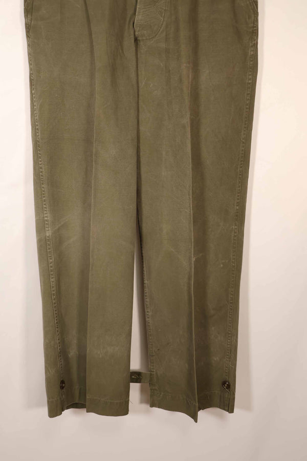 Real late 1940s - early 1950s M45 OD cotton field pants, used, strong signs of use.