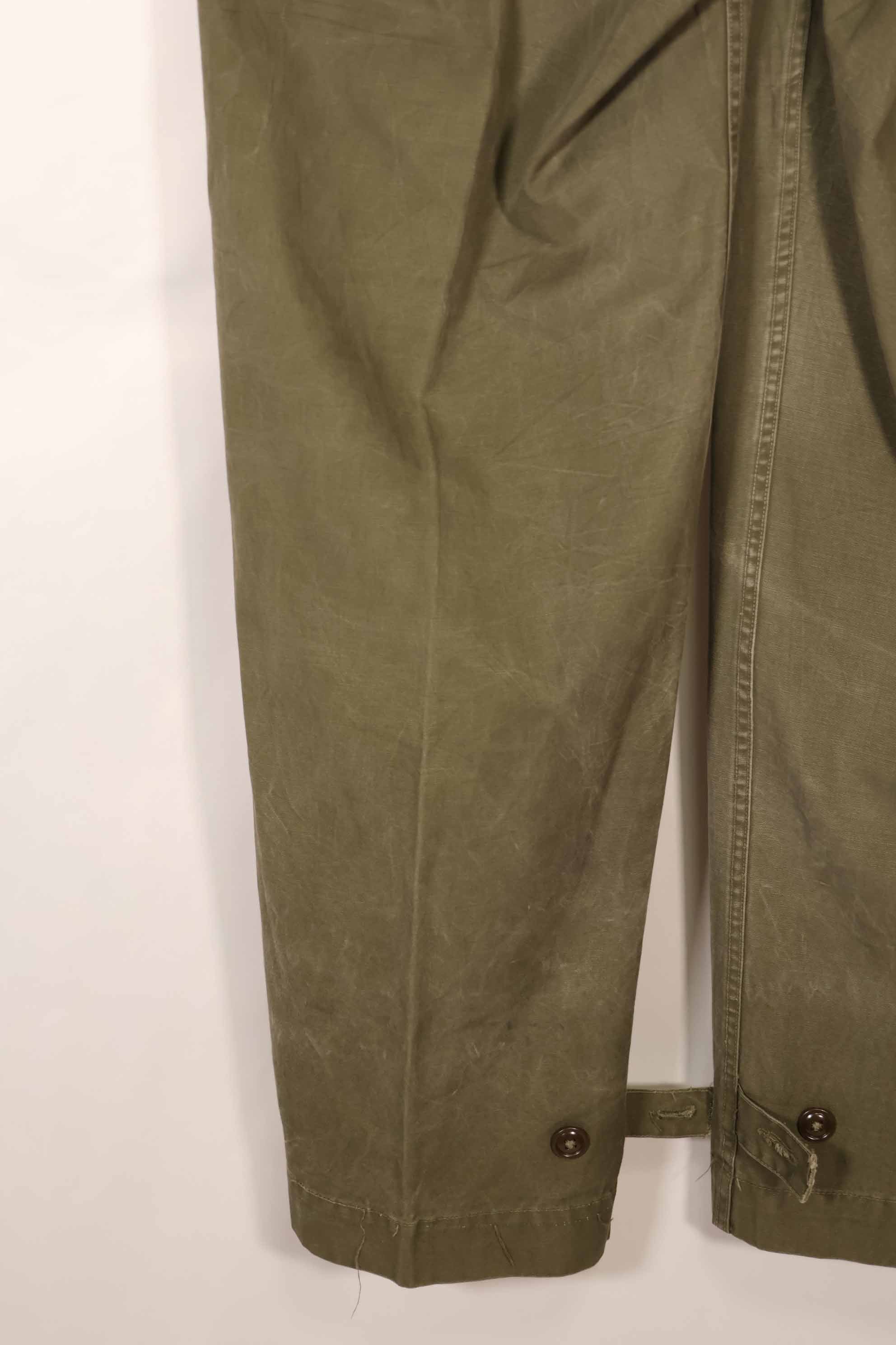 Real late 1940s - early 1950s M45 OD cotton field pants, used, strong signs of use.