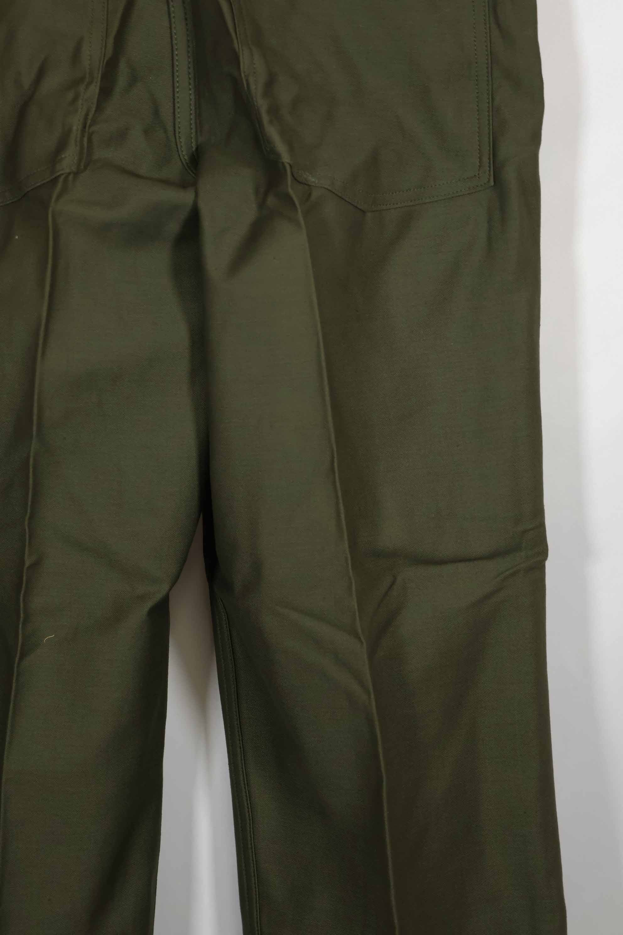 1960s lot, deadstock OG-107 utility pants, baker pants, never used.