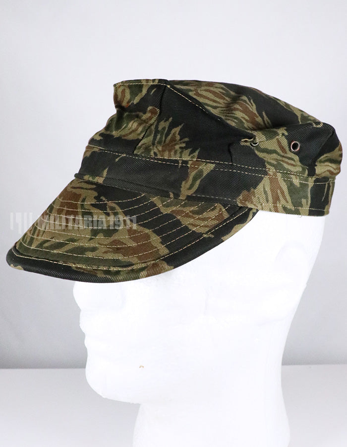 Real Zig Zag Pattern Tiger Stripe Utility Cap in good condition