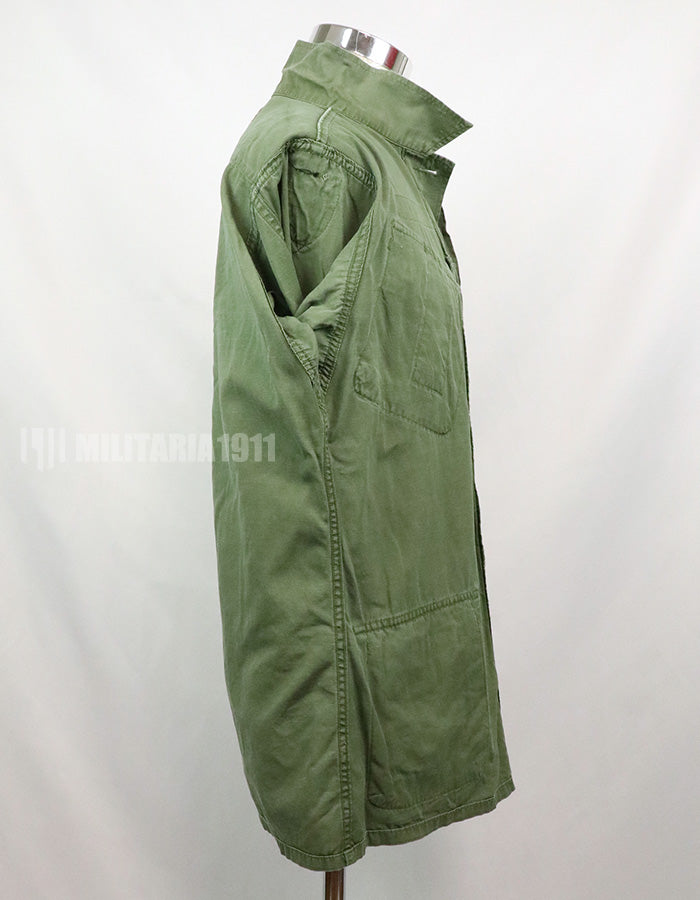 Original 3rd model, ripstop fabric, jungle fatigues, with patches, good condition, 1969 contract.