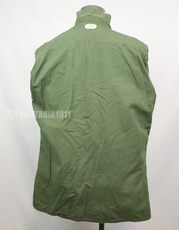 Original 3rd model, ripstop fabric, jungle fatigues, with patches, good condition, 1969 contract.