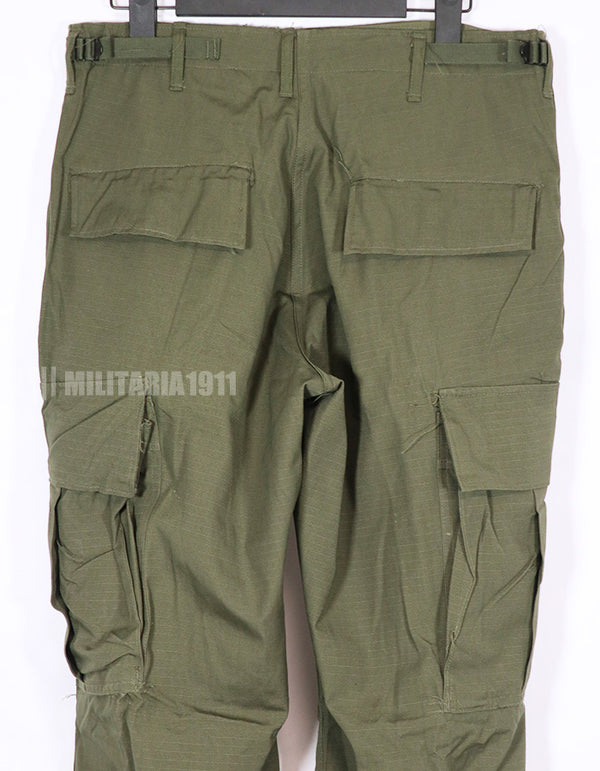 Real U.S. Army Jungle Fatigue late model ripstop pants, dead stock, made in 1969.