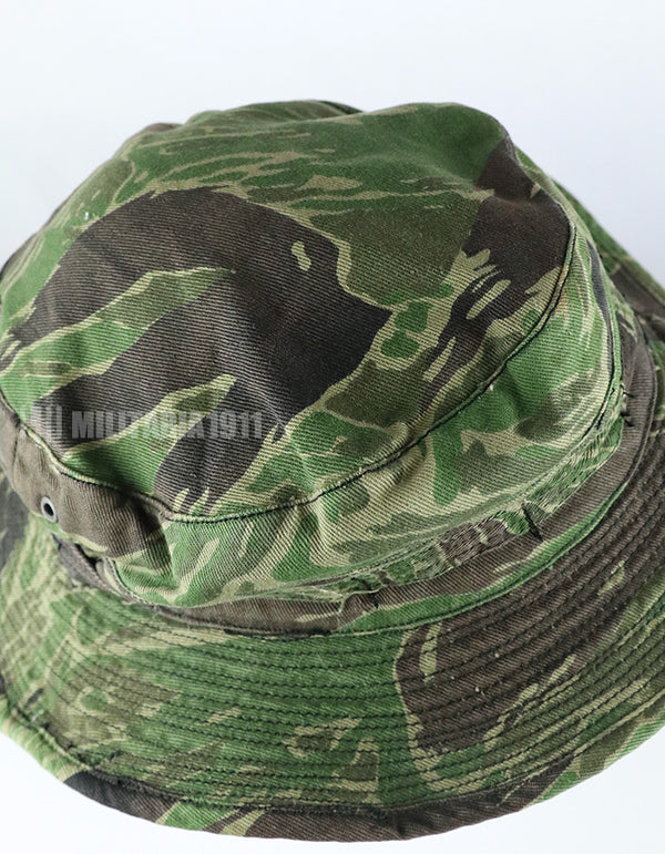 Real Tiger Stripe Booney Hat TO79 with stamp in good condition 