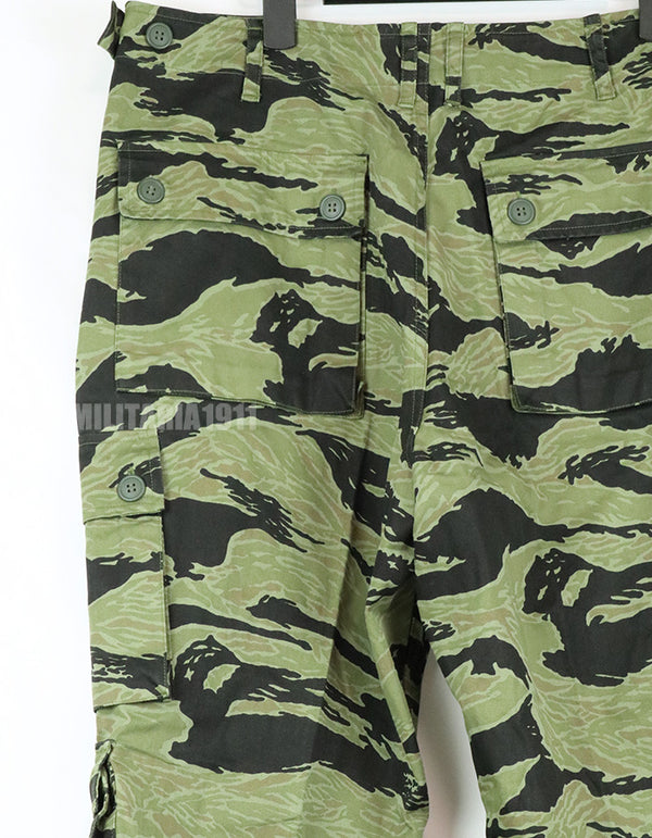 Replica Sea Wave Pattern Tiger Stripe Pants with Cargo Pockets